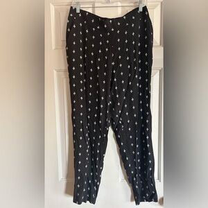 NWT LOFT Black and White Patterned Trousers-Size Medium